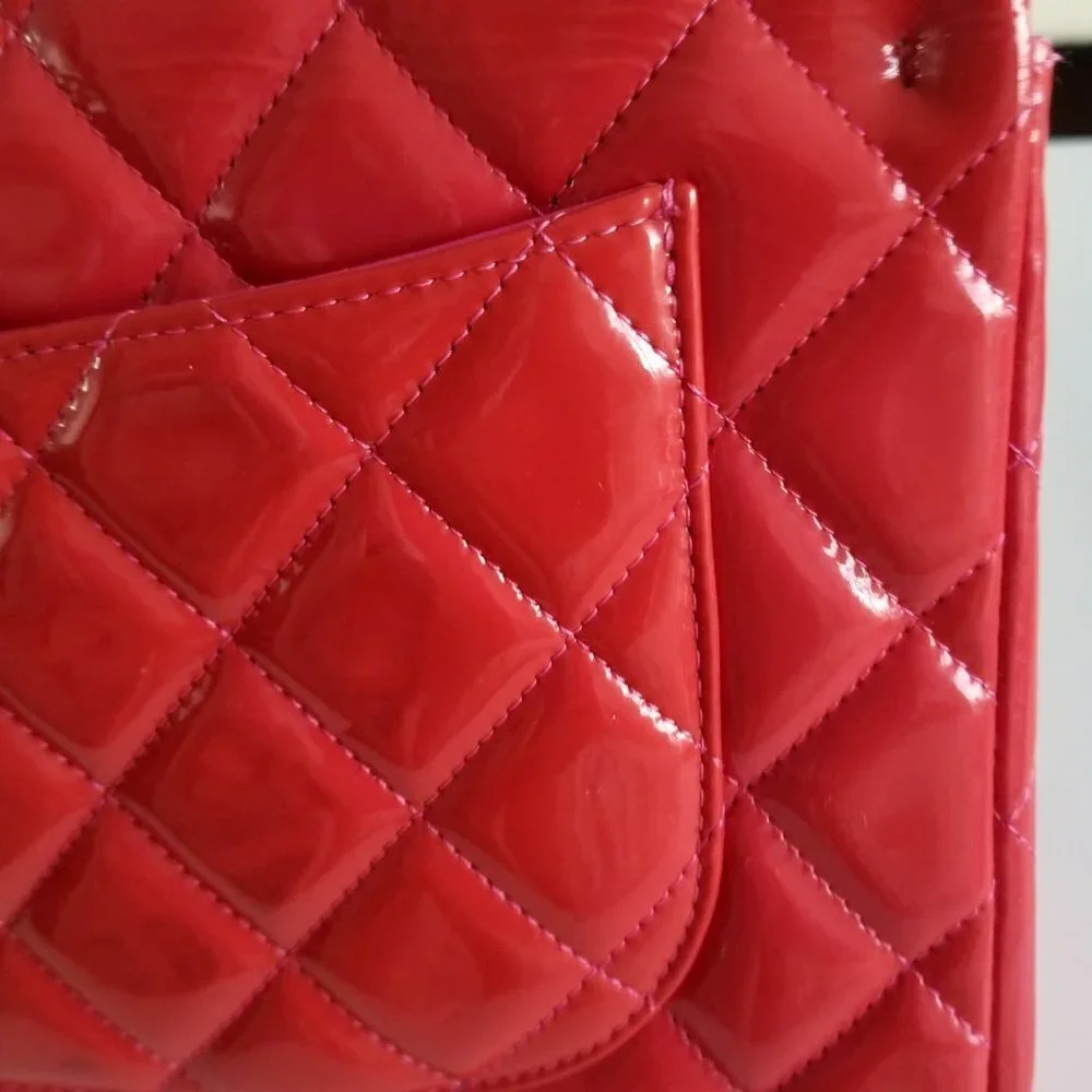 Authentic Chanel Red Patent Leather Jumbo Classic Double Flap Chain Shoulderbag